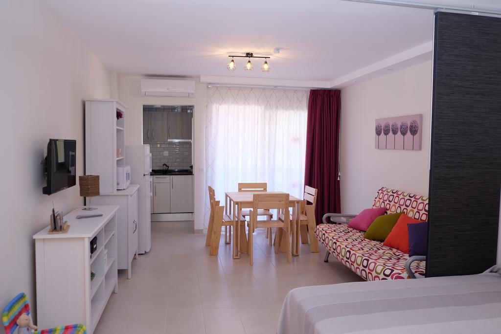 Alboran Premium Arysal Apartment ซาลอว์ ภายนอก รูปภาพ
